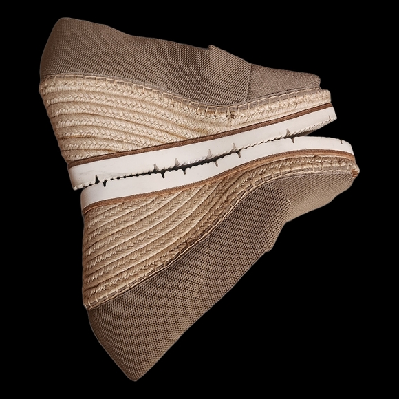 Gentle Souls by Kenneth Cole Women's Elyssa Wedge Platform Size 9 - Picture 6 of 9